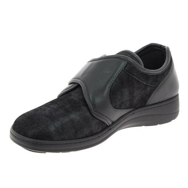 Chaussures orthopédiques Chut Pavel noir vue de côté Chaussures orthopédiques Chut Pavel noir vue de côté