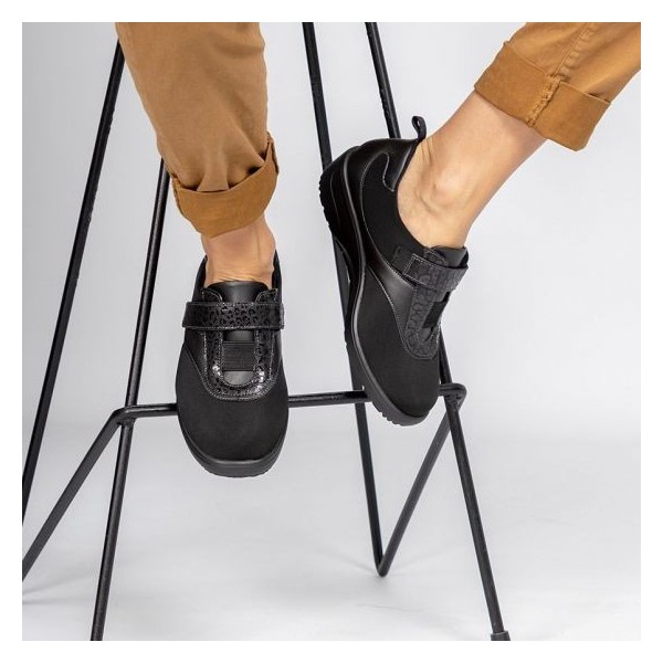 Chaussures fermées Chut Sibel Argent vue de côté PODOWELL Chaussures fermées Chut Sibel Argent vue de côté PODOWELL