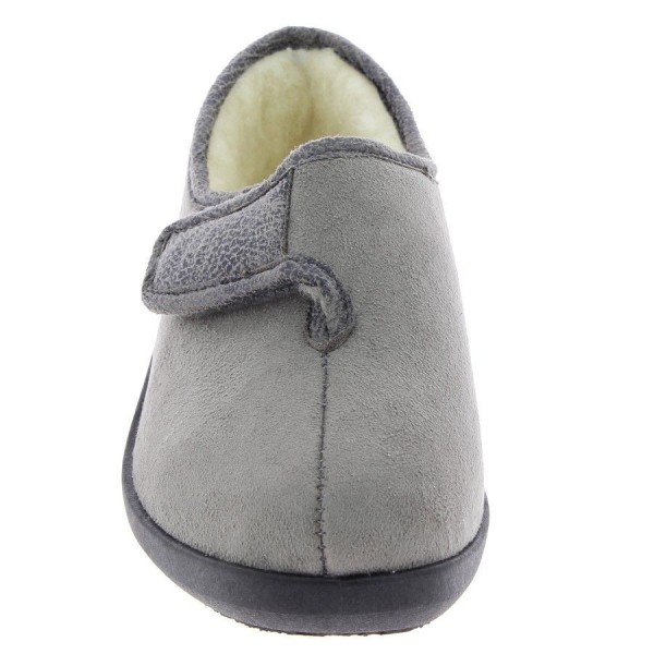 Chausson de maison femme TOTIE gris taupe vue de face PODOWELL Chausson de maison femme TOTIE gris taupe vue de face PODOWELL