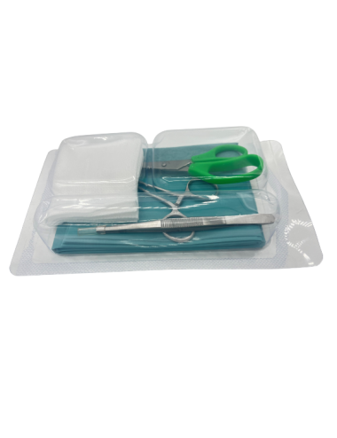 SET POSE DE SUTURE 1 CHAMP + 1 CISEAUX POINTUS + 1 PINCE + 1 PORTE AIGUILLE + 5 COMPRESSES INNOSET